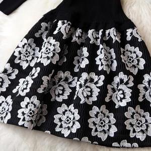Fashion Vintage Embroidered Long Sleeve Dress -..