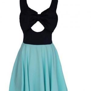 Fashionable Open Back Dress With Bowknot Chic..